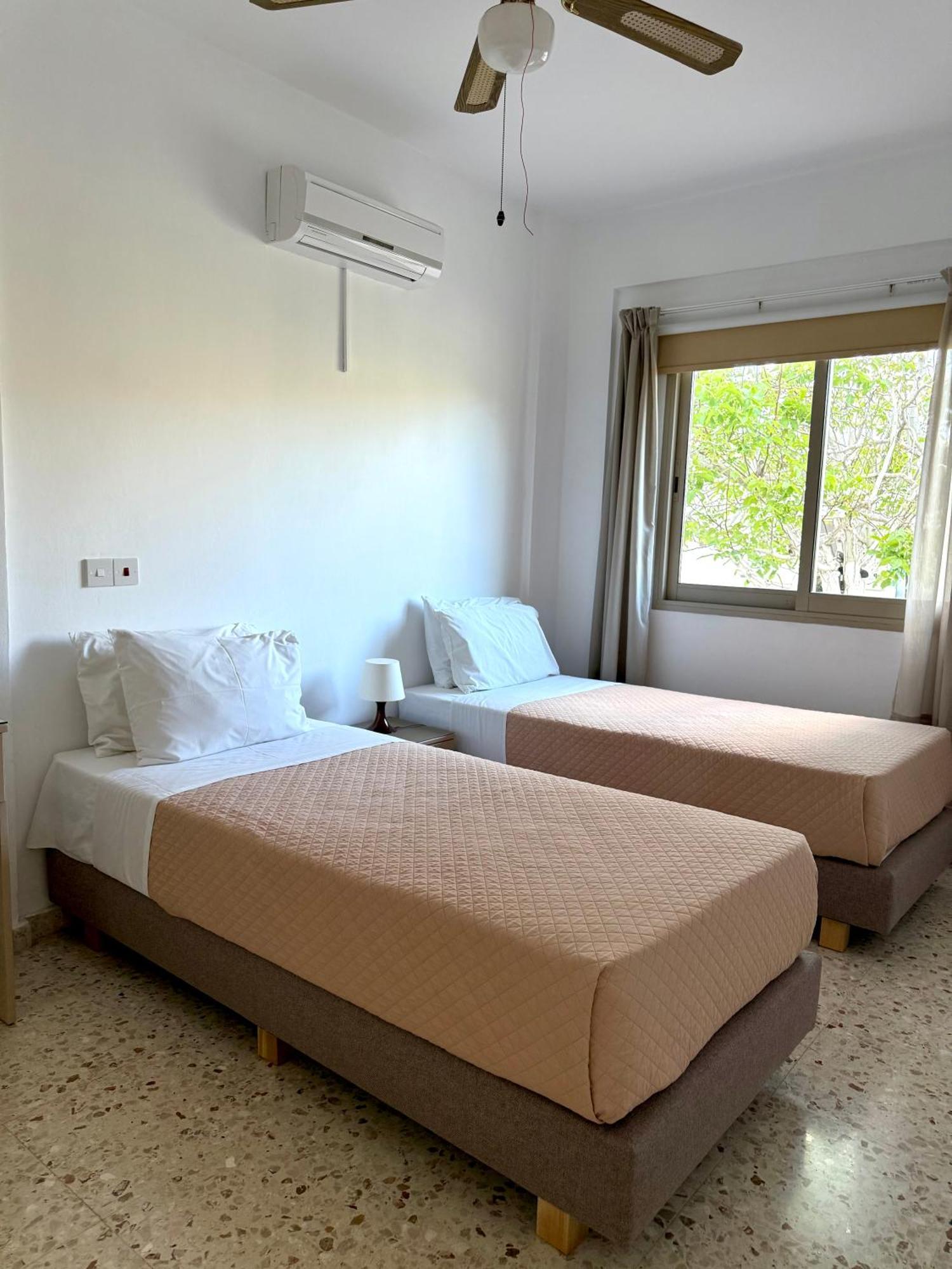 Himonas Apartments Pissouri Buitenkant foto